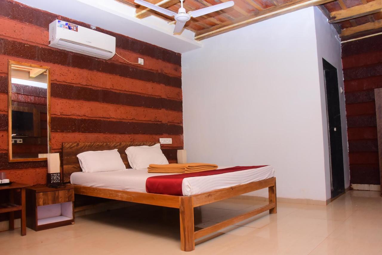 Salt Water Resort Dāpoli Extérieur photo