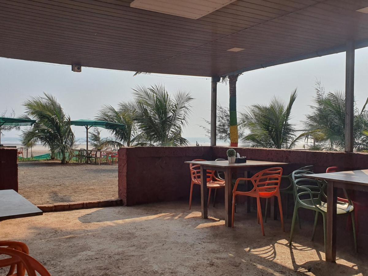 Salt Water Resort Dāpoli Extérieur photo