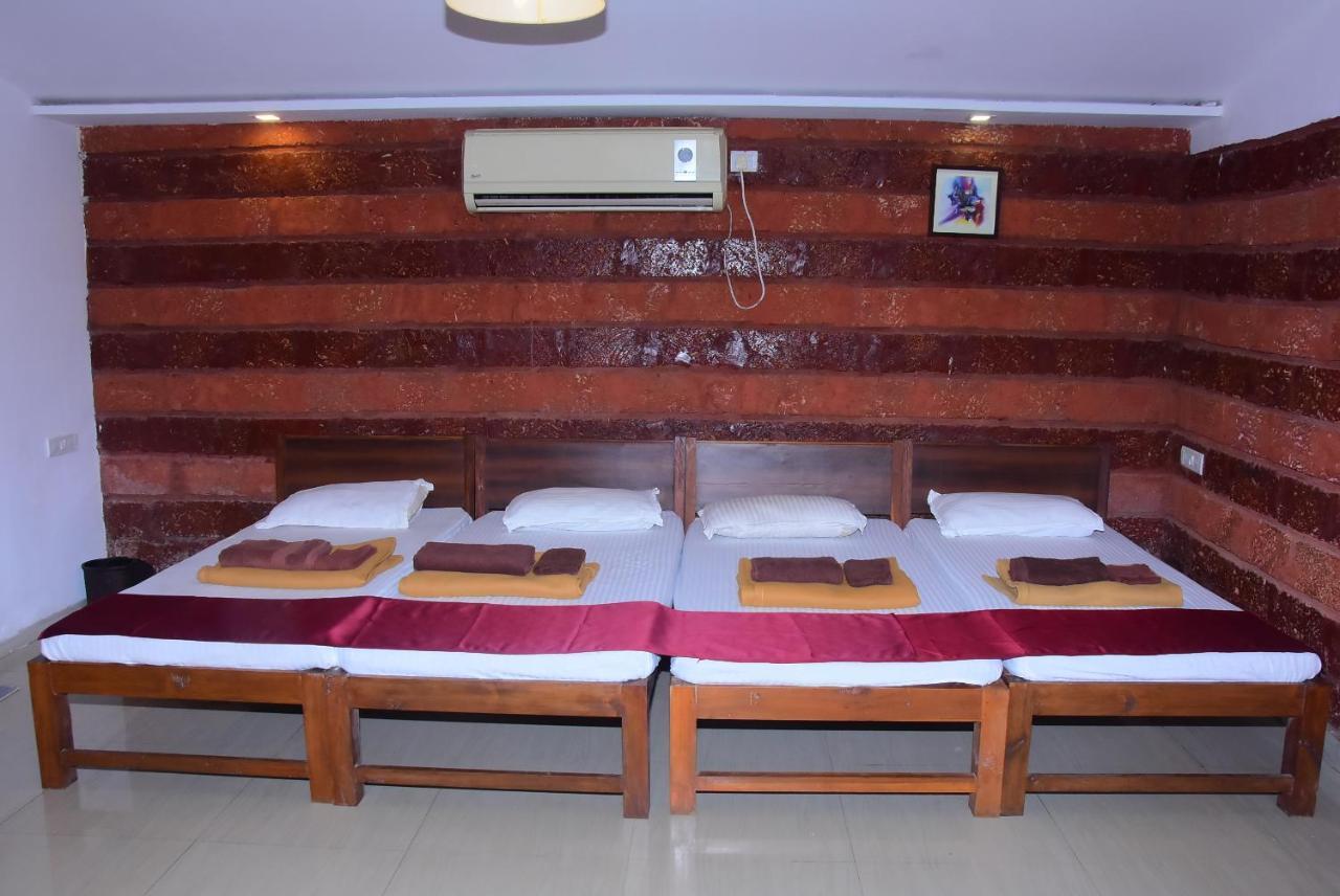 Salt Water Resort Dāpoli Extérieur photo