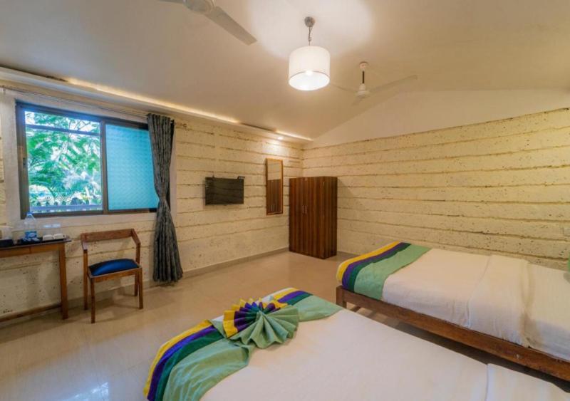 Salt Water Resort Dāpoli Extérieur photo